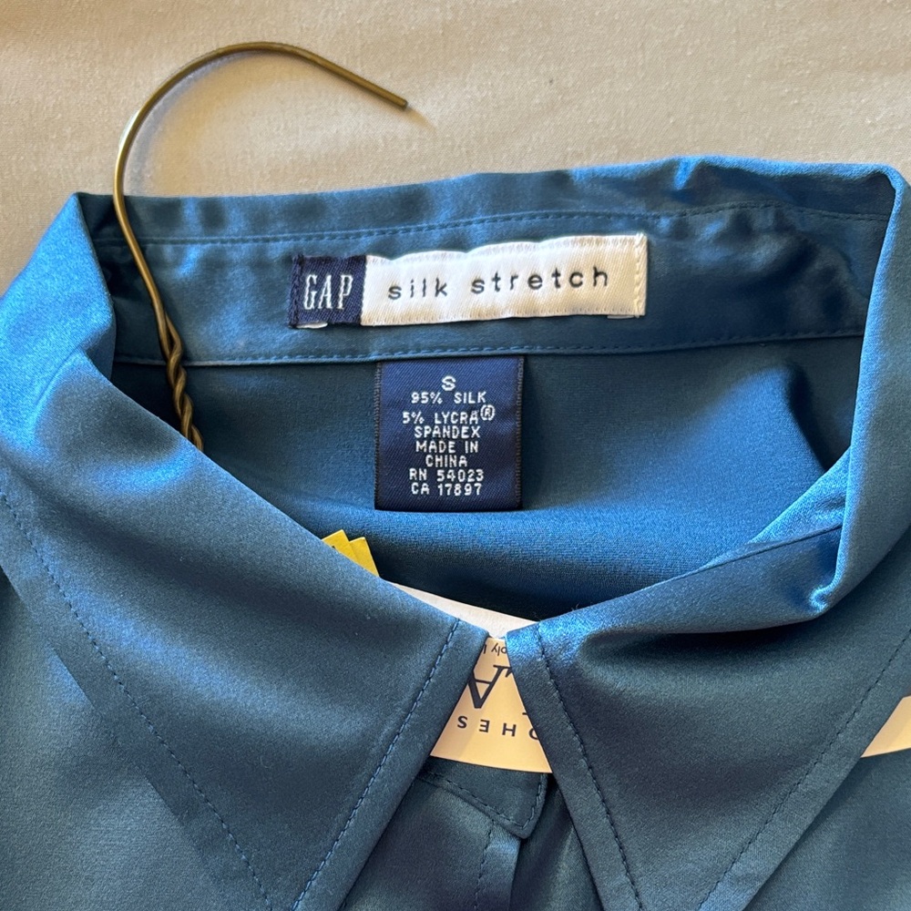GAP Silk Stretch Teal Blue Button-Up Blouse